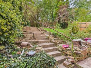 Photo 28- click for photo gallery